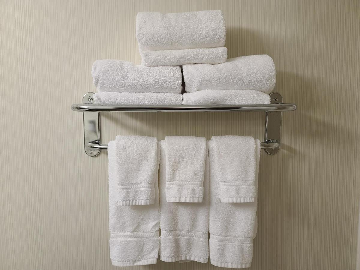 Holiday Inn Express Hotel & Suites-St. Paul By Ihg Vadnais Heights Exteriör bild