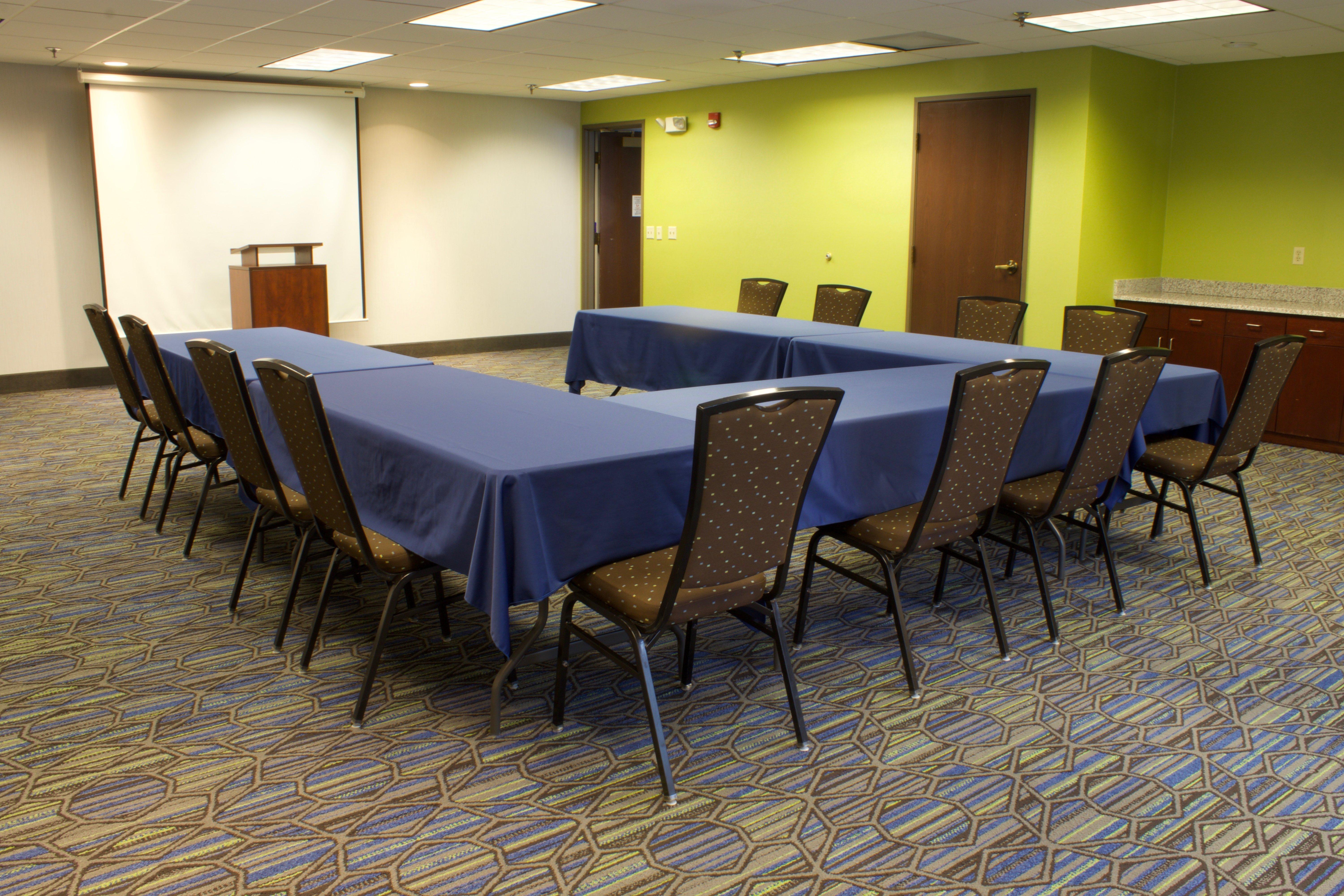 Holiday Inn Express Hotel & Suites-St. Paul By Ihg Vadnais Heights Exteriör bild