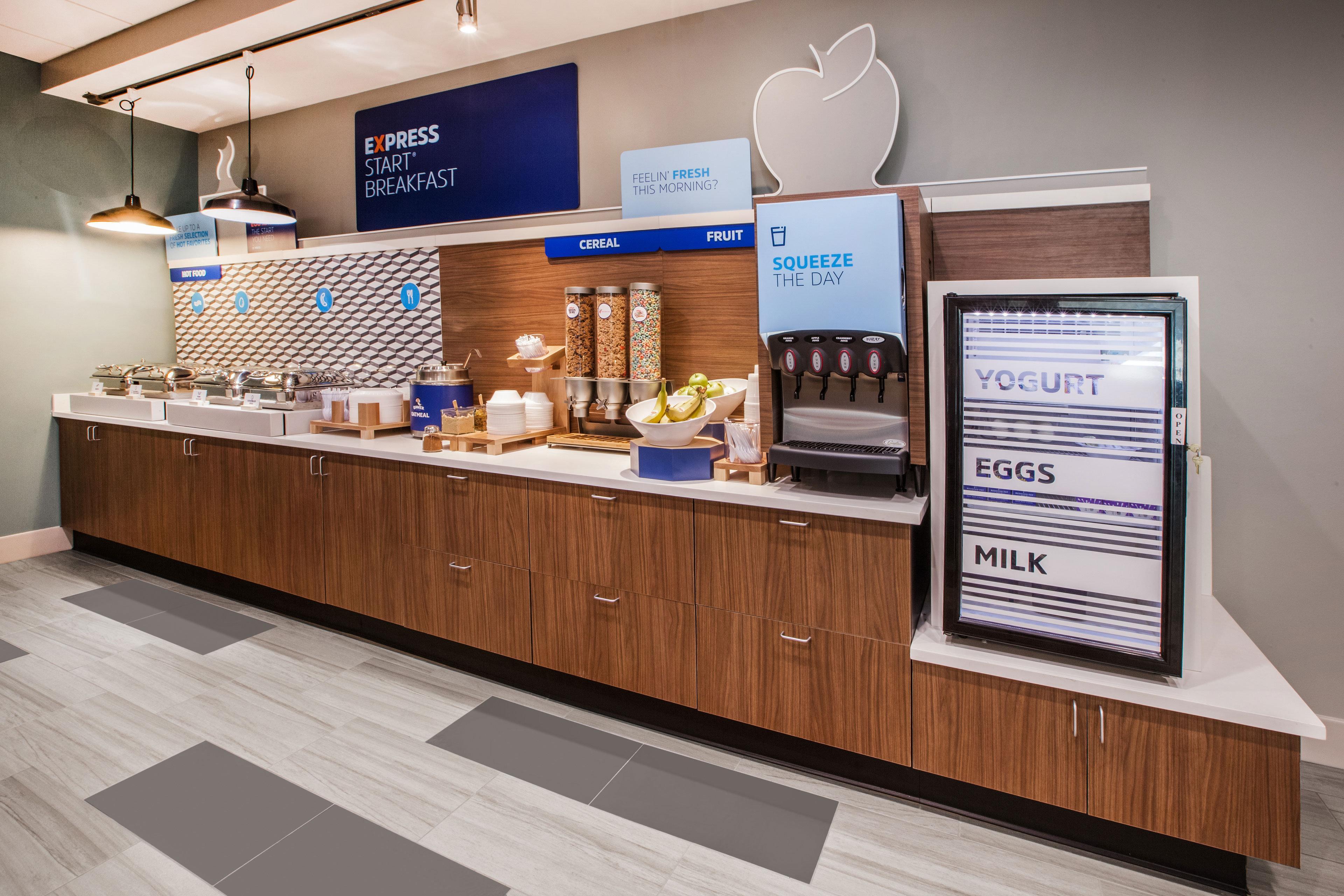 Holiday Inn Express Hotel & Suites-St. Paul By Ihg Vadnais Heights Exteriör bild