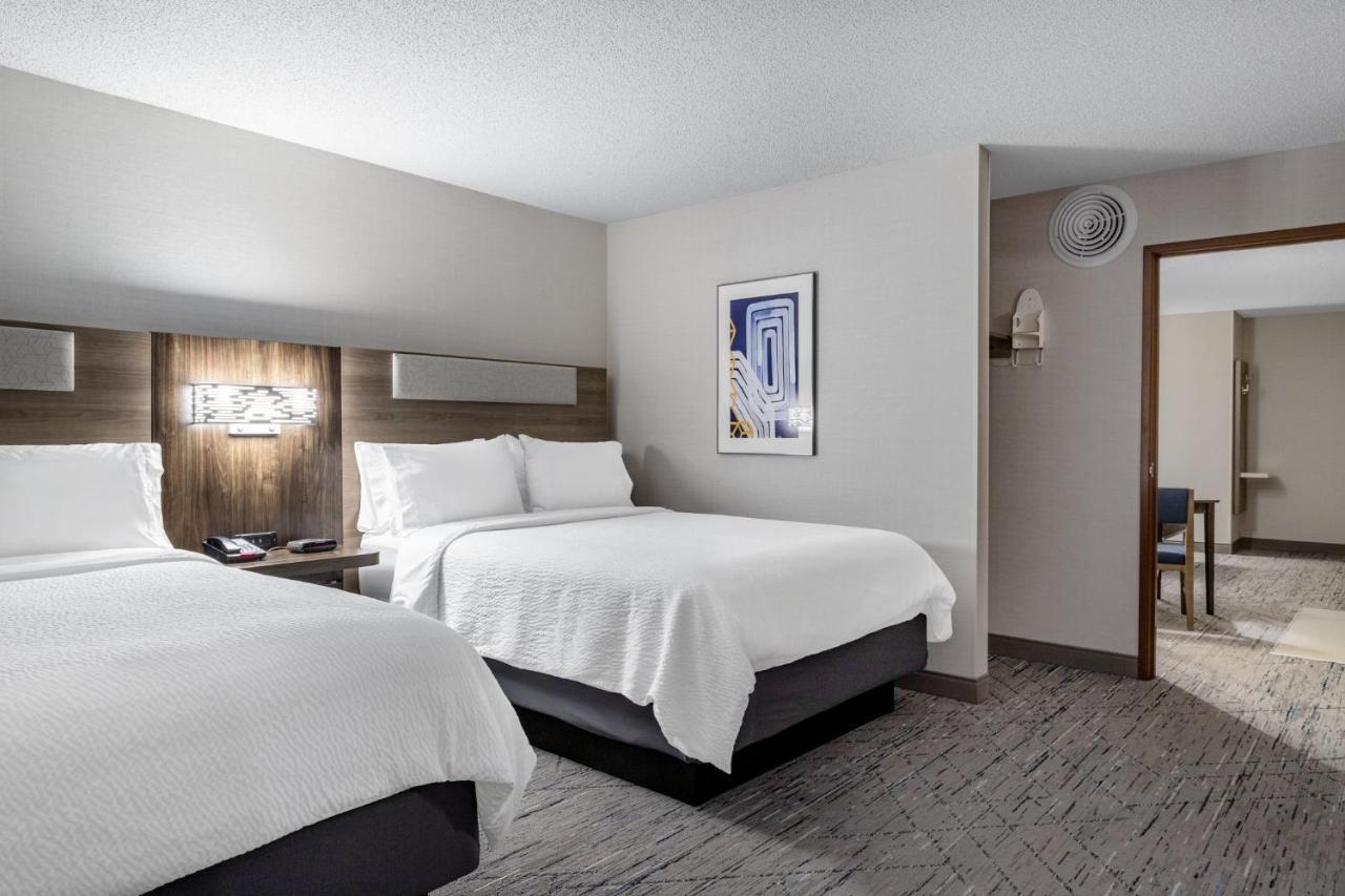 Holiday Inn Express Hotel & Suites-St. Paul By Ihg Vadnais Heights Exteriör bild