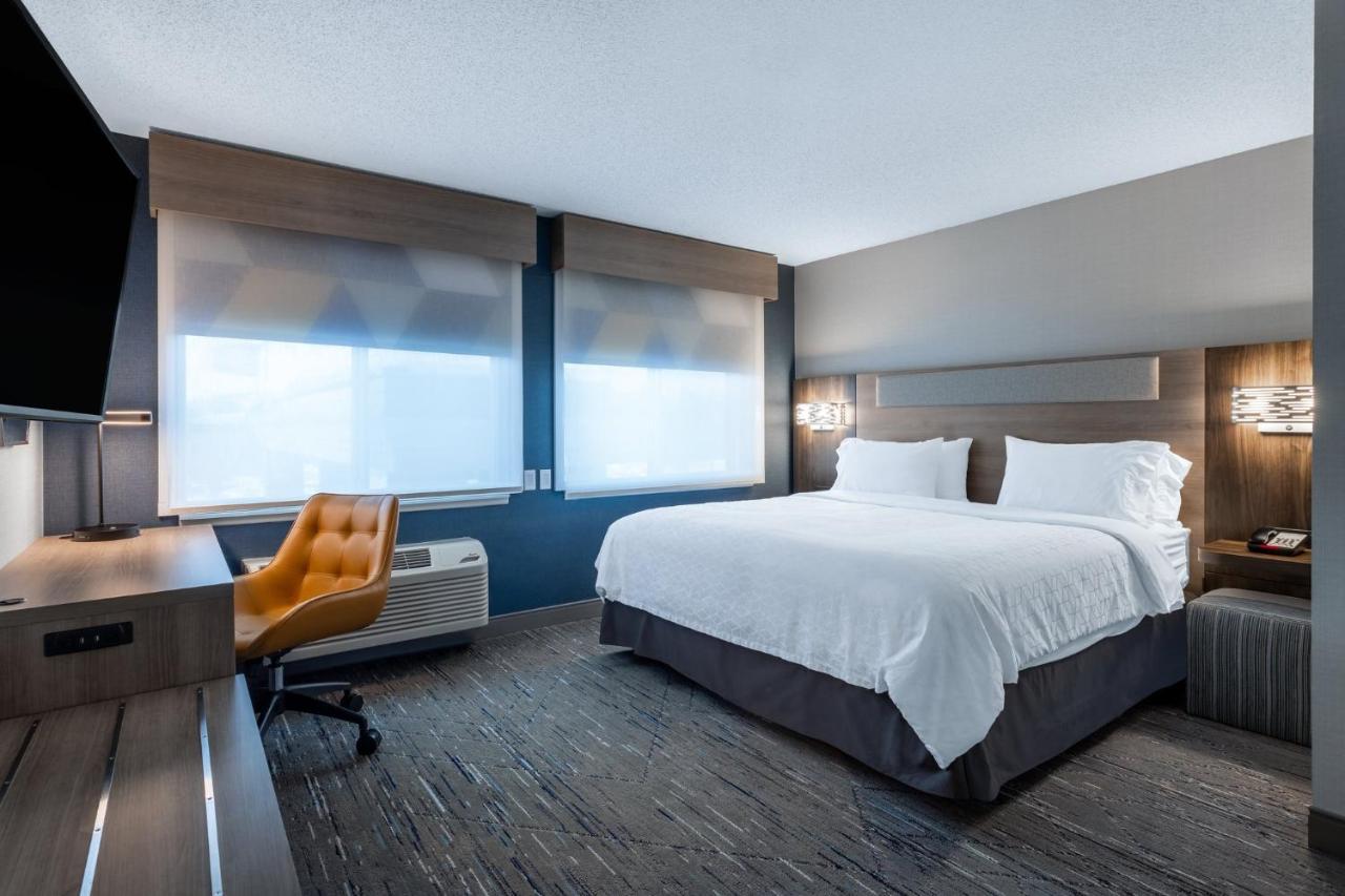 Holiday Inn Express Hotel & Suites-St. Paul By Ihg Vadnais Heights Exteriör bild