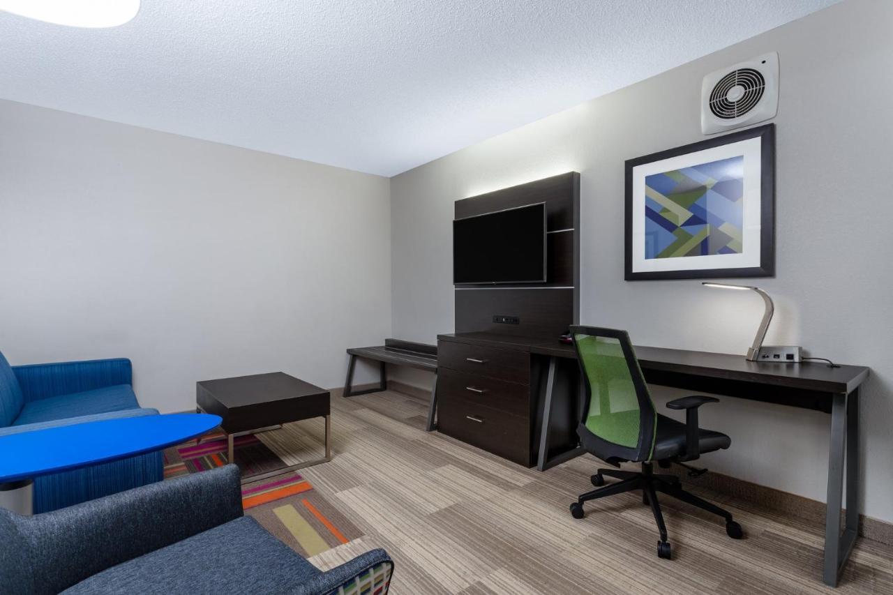 Holiday Inn Express Hotel & Suites-St. Paul By Ihg Vadnais Heights Exteriör bild