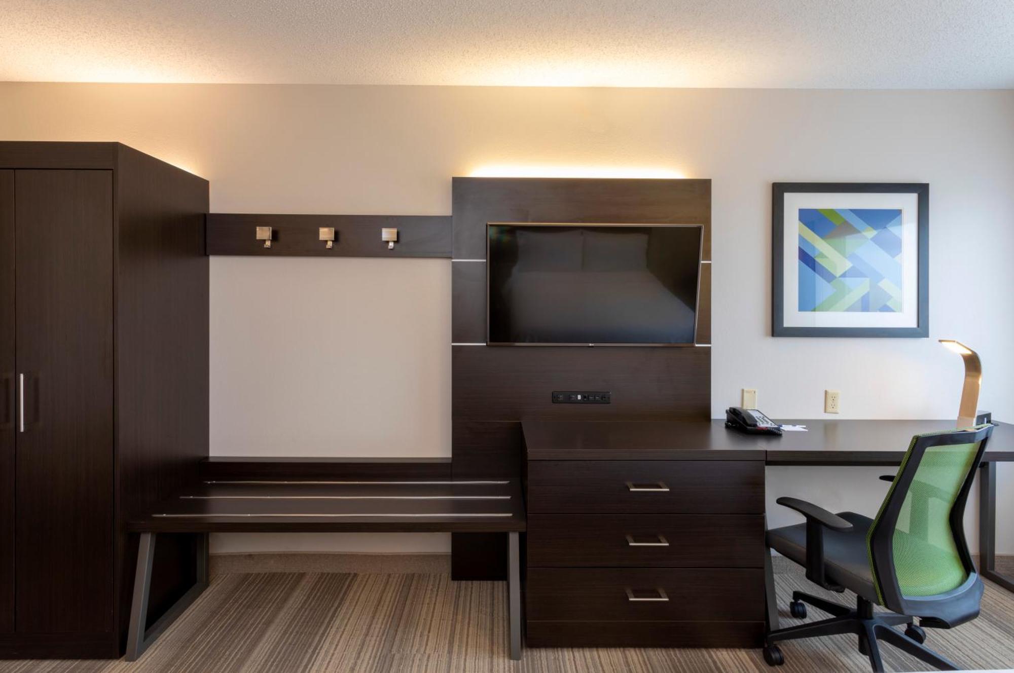 Holiday Inn Express Hotel & Suites-St. Paul By Ihg Vadnais Heights Exteriör bild